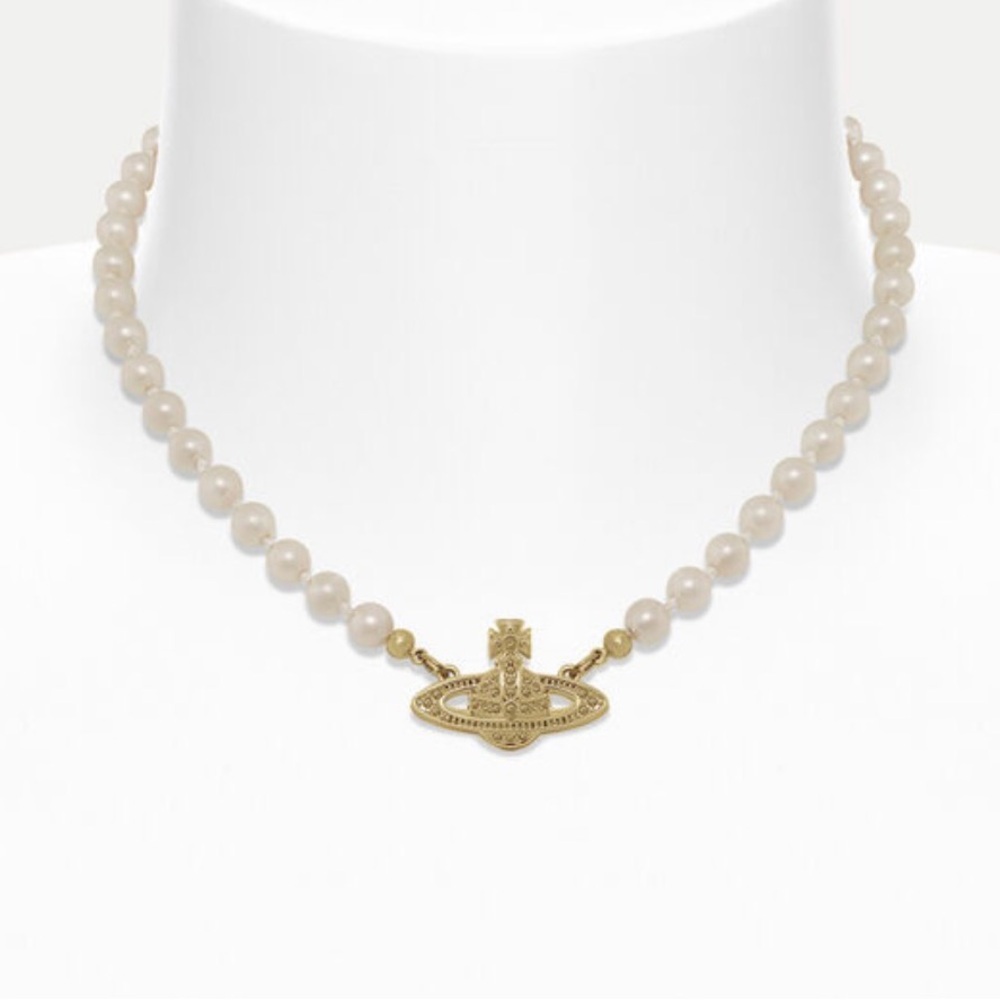 Vintage Vivienne Westwood Mini Bas Relief Pearl Choker